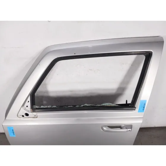 Puerta Delantera Izquierda para Jeep Commander