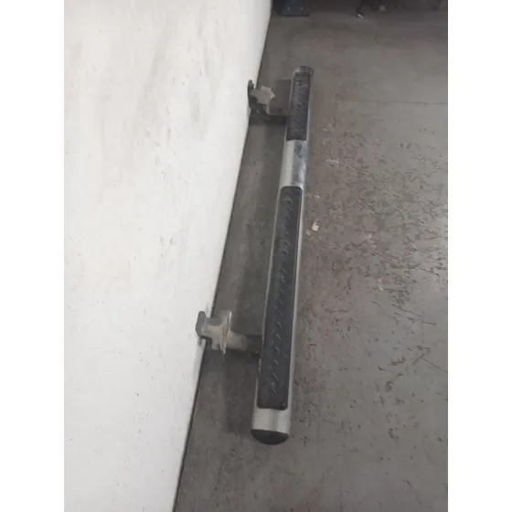 Estribo para Jeep Commander