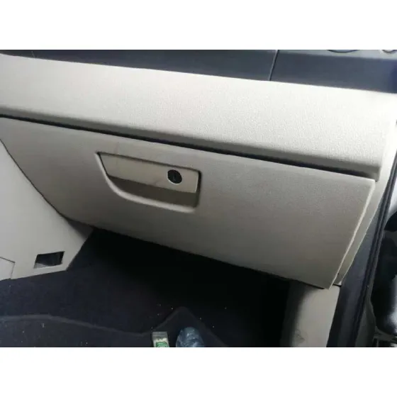 Guantera para Jeep Commander