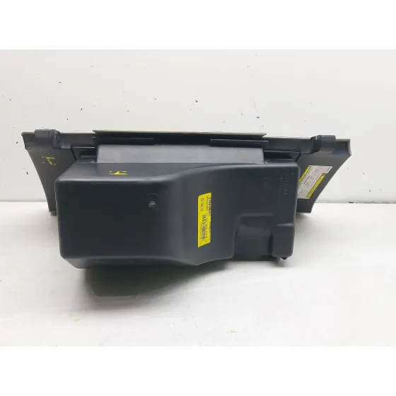 Guantera para Jeep Commander
