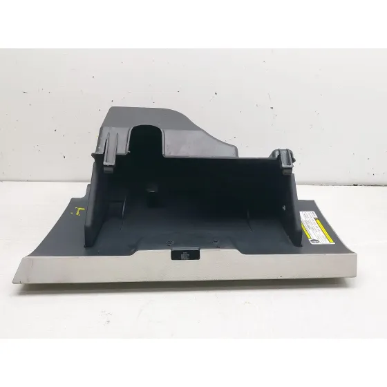 Guantera para Jeep Commander