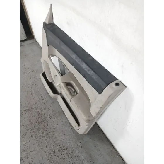 Guarnecido Puerta Delantera Derecha para Jeep Commander