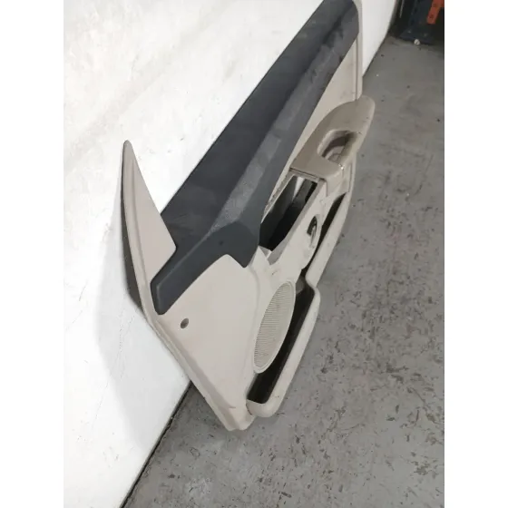Guarnecido Puerta Delantera Derecha para Jeep Commander