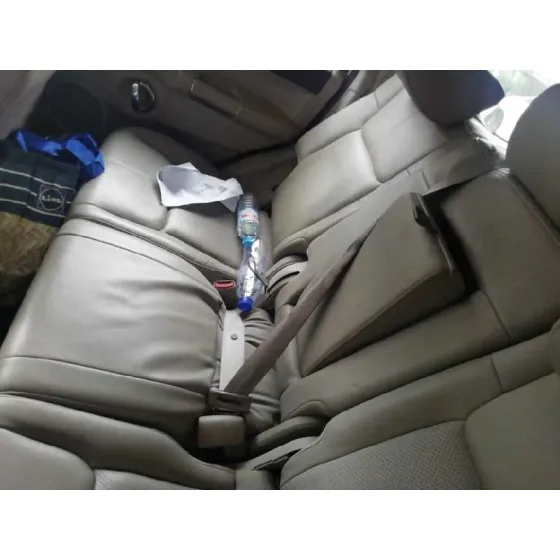 Asiento Trasero Medio para Jeep Commander