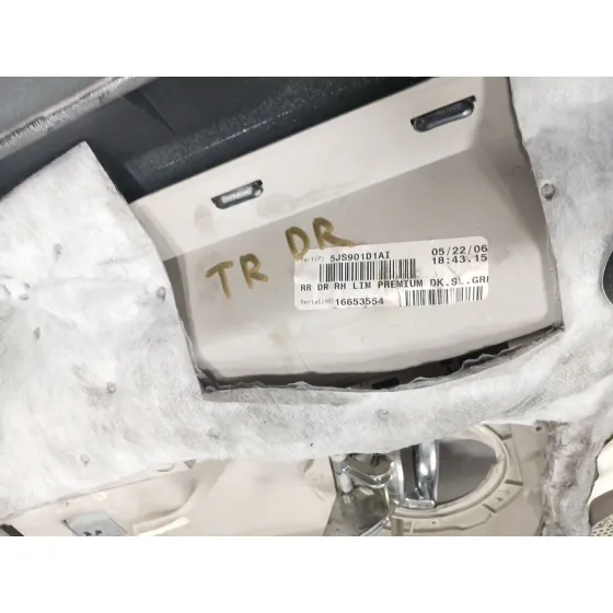 Guarnecido Puerta Trasera Derecha para Jeep Commander