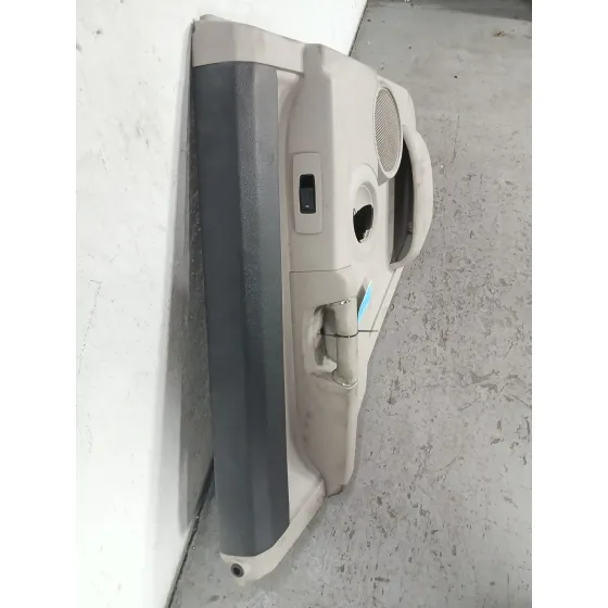 Guarnecido Puerta Trasera Izquierda para Jeep Commander