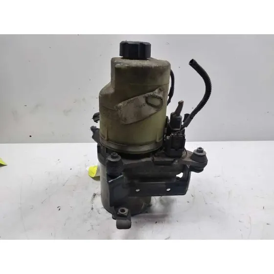 Bomba Direccion para Ford Focus Turnier (Cb4)