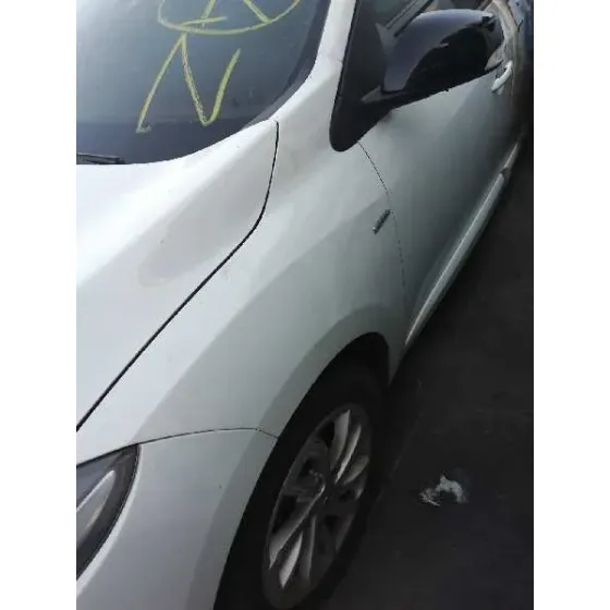 Aleta Delantera Izquierda para Renault Megane Iii Berlina 5 P