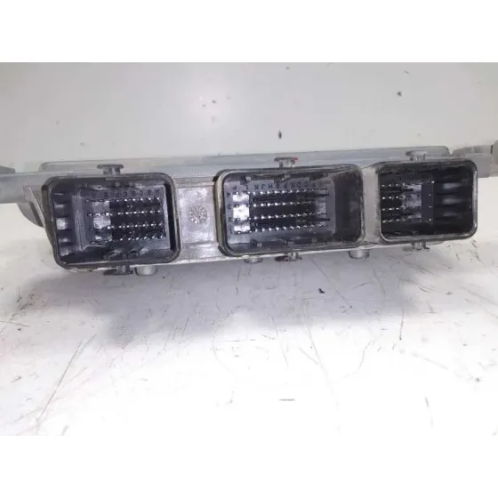 Centralita Motor Uce para Ford Fiesta (Cb1)