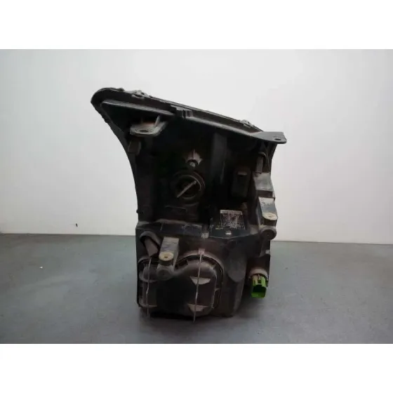 Faro Izquierdo para Ford Transit Caja Cerrada '06