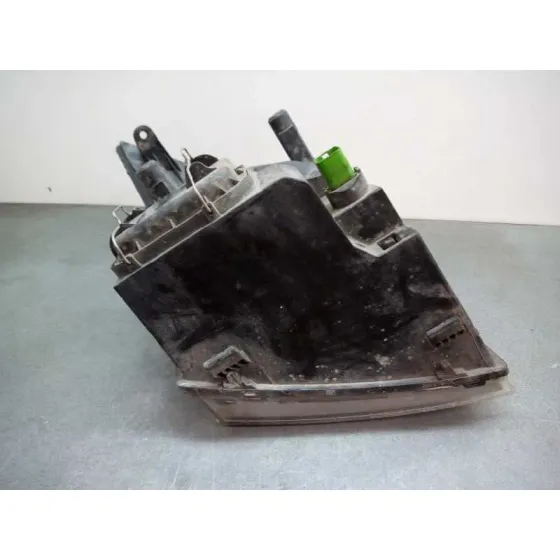 Faro Izquierdo para Ford Transit Caja Cerrada '06