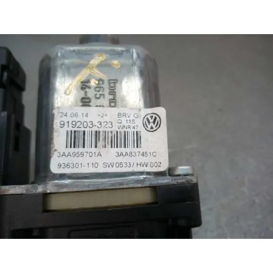 Motor Elevalunas Delantero Izquierdo para Volkswagen Passat Lim. (362)