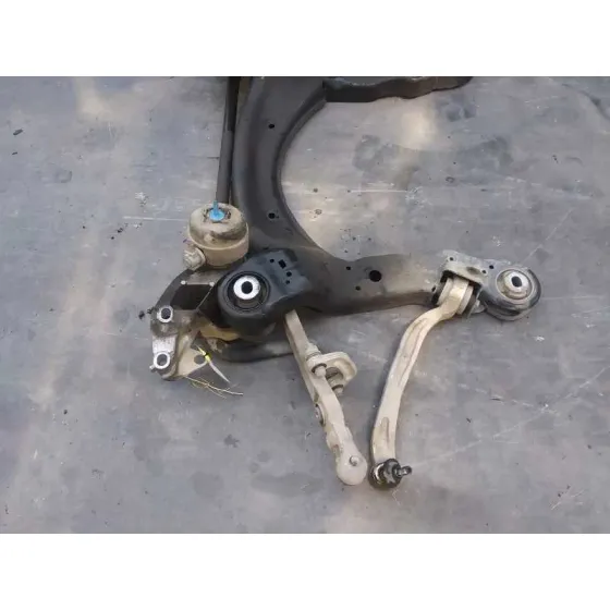 Puente Delantero para Audi A6 Berlina (4F2)