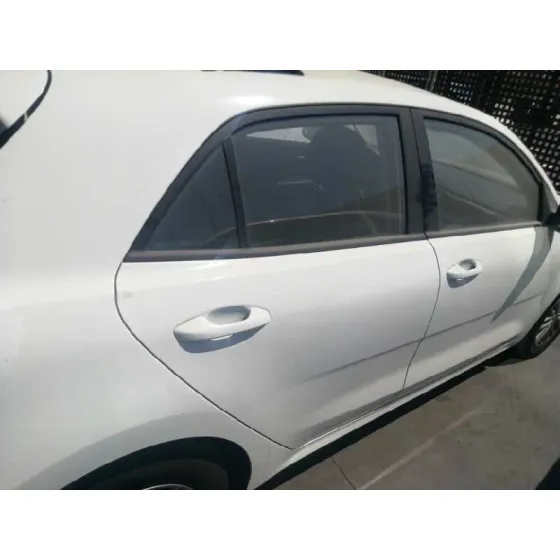 Puerta Trasera Derecha para Kia Rio