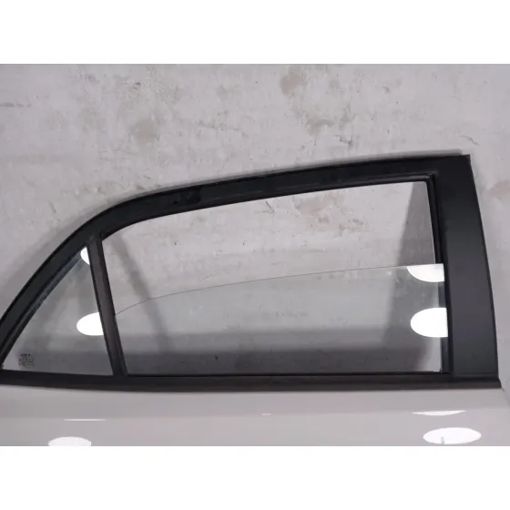 Puerta Trasera Derecha para Kia Rio