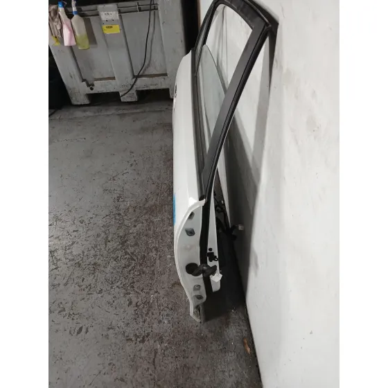 Puerta Trasera Derecha para Kia Rio