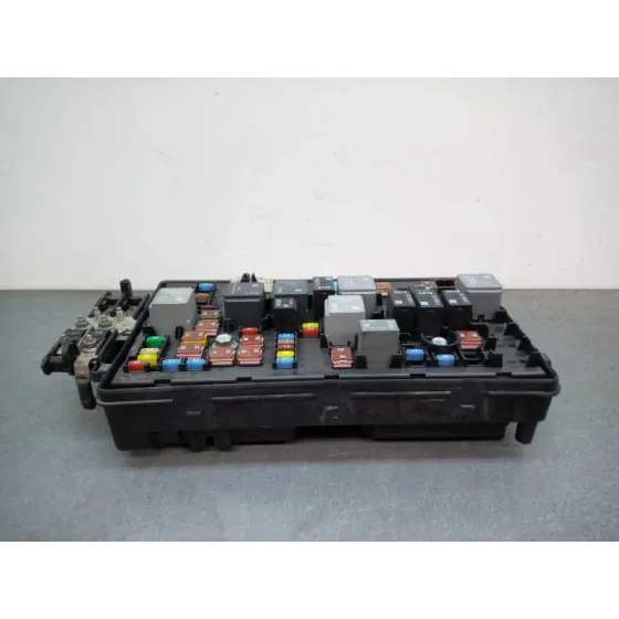 Caja Reles / Fusibles para Opel Insignia Sports Tourer
