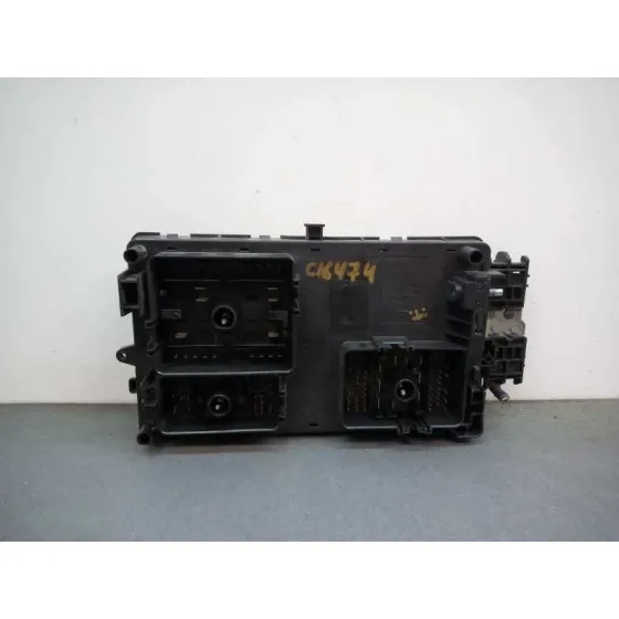 Caja Reles / Fusibles para Opel Insignia Sports Tourer