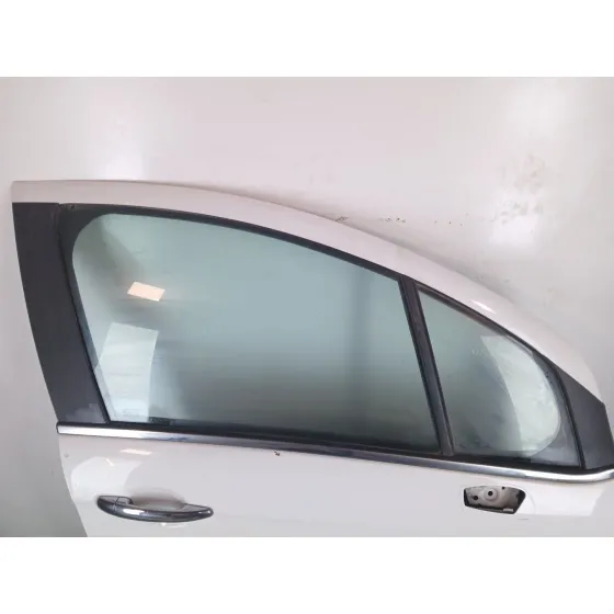 Puerta Delantera Derecha para Citroën C3