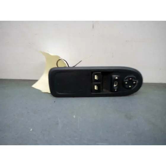 Mando Elevalunas Delantero Izquierdo para Peugeot 308