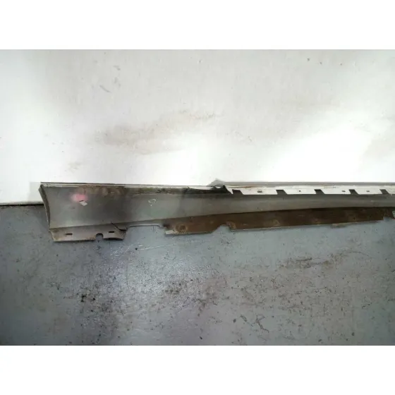 Faldon Lateral para Bmw Serie 1 Berlina (E81/E87)