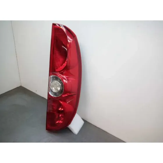 Piloto Trasero Derecho para Fiat Doblo