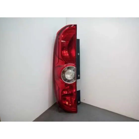 Piloto Trasero Izquierdo para Fiat Doblo