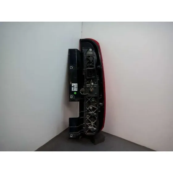 Piloto Trasero Izquierdo para Fiat Doblo