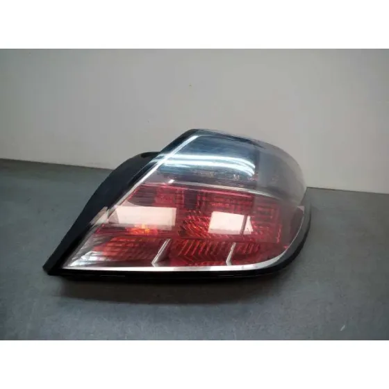 Piloto Trasero Derecho para Opel Astra Gtc