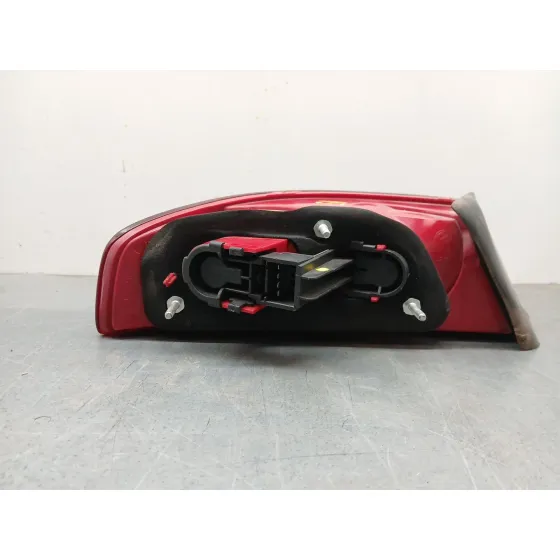 Piloto Trasero Derecho para Alfa Romeo 159 (140)