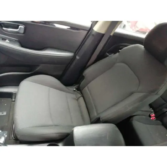 Asiento Delantero Derecho para Kia Carens ( )