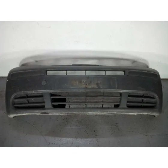 Paragolpes Delantero para Renault Trafic Caja Cerrada (Ab 4.01)