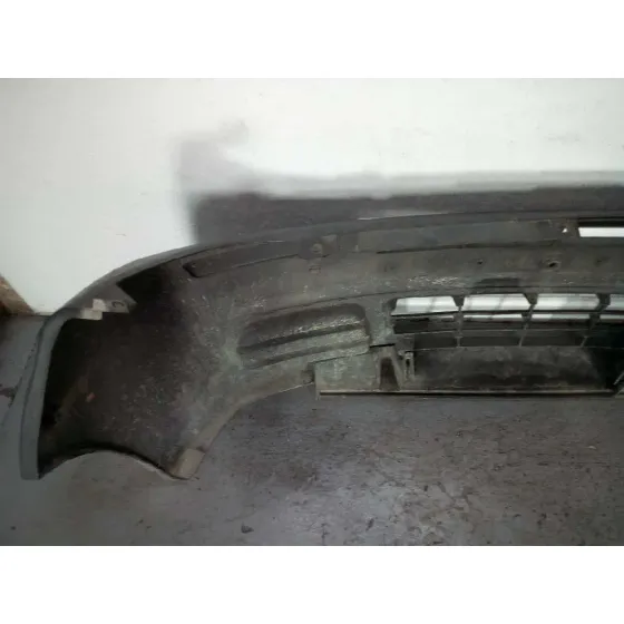 Paragolpes Delantero para Renault Trafic Caja Cerrada (Ab 4.01)
