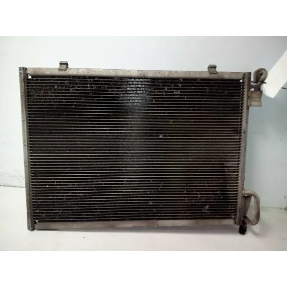 Condensador / Radiador Aire Acondicionado para Ford Fiesta (Ccn)