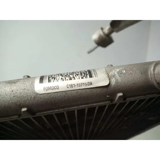 Condensador / Radiador Aire Acondicionado para Ford Fiesta (Ccn)