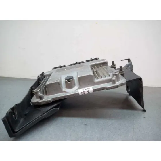 Centralita Motor Uce para Renault Megane Ii Berlina 5P