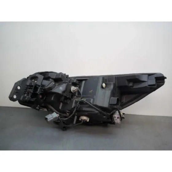 Faro Derecho para Subaru Outback (B15)