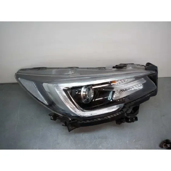 Faro Derecho para Subaru Outback (B15)