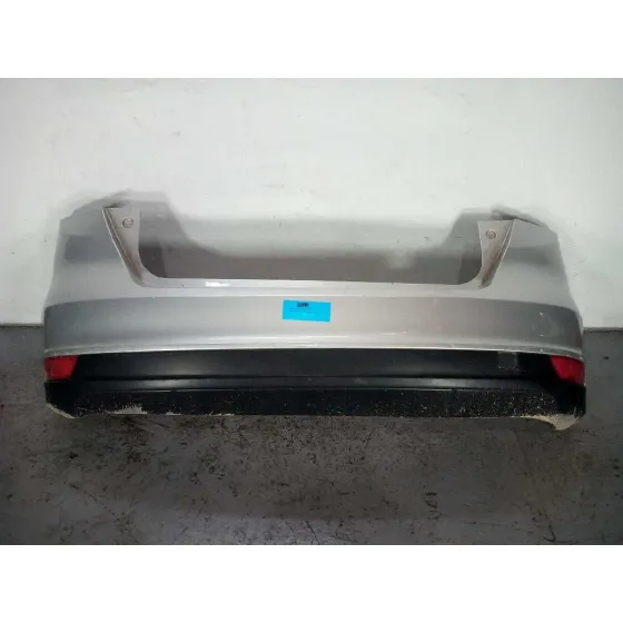 Paragolpes Trasero para Ford Focus Lim. (Cb8)
