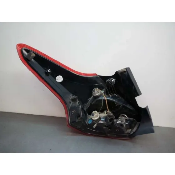 Piloto Trasero Derecho para Ford Focus Lim. (Cb8)