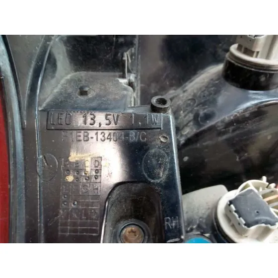 Piloto Trasero Derecho para Ford Focus Lim. (Cb8)