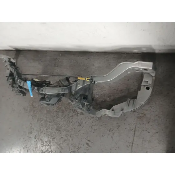 Panel Frontal para Ford Focus Lim. (Cb8)