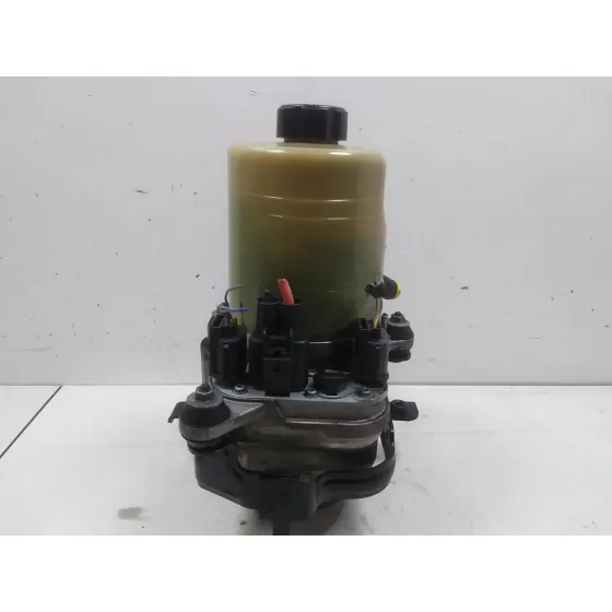 Bomba Direccion para Ford Focus C-Max (Cap)