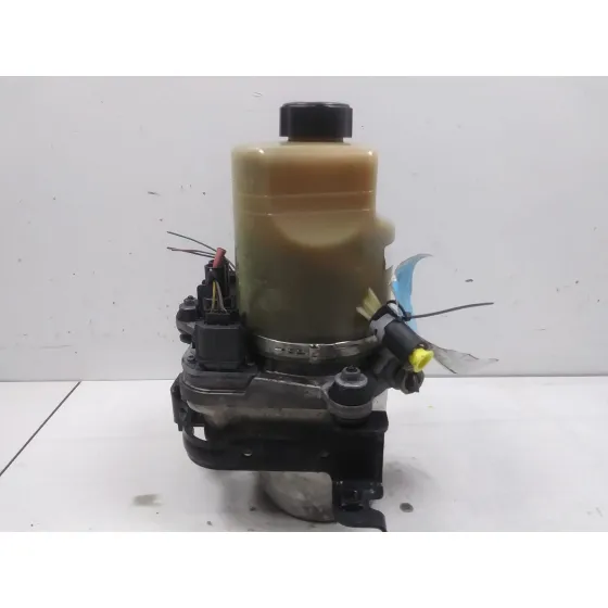 Bomba Direccion para Ford Focus C-Max (Cap)