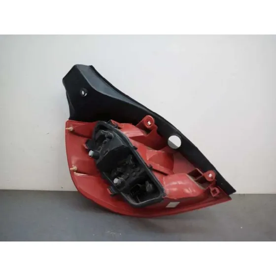 Piloto Trasero Derecho para Renault Clio Iii