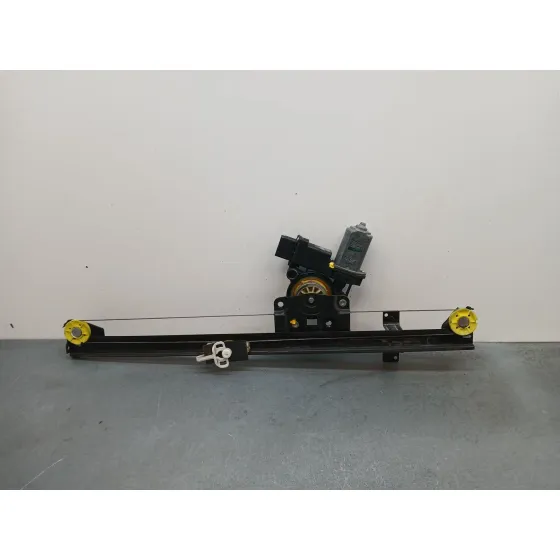 Elevalunas Delantero Izquierdo para Peugeot Boxer Caja Cerrada (Bat. 3450) (333)
