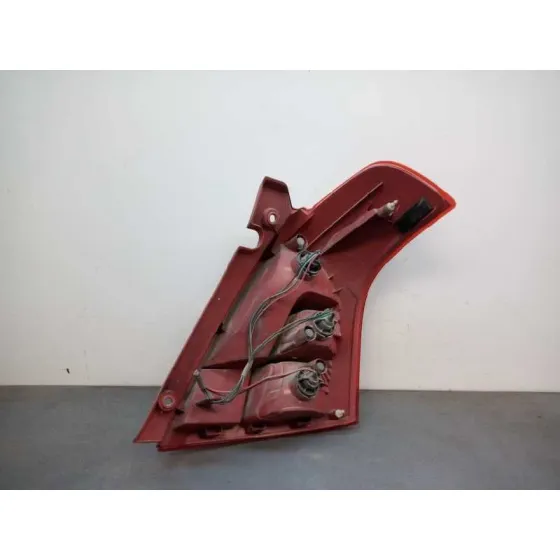 Piloto Trasero Izquierdo para Suzuki Swift Berlina (Mz)