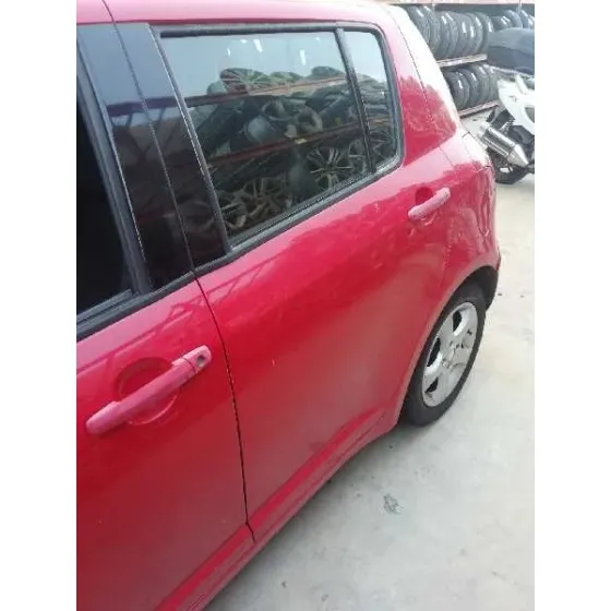 Puerta Trasera Izquierda para Suzuki Swift Berlina (Mz)