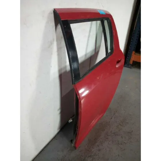 Puerta Trasera Izquierda para Suzuki Swift Berlina (Mz)