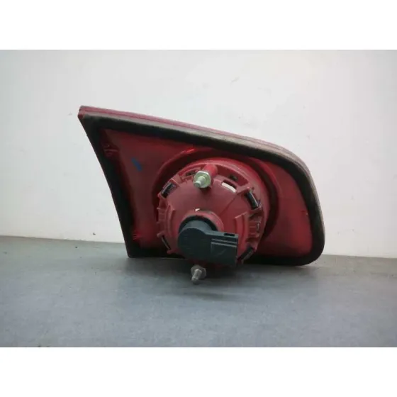 Piloto Trasero Izquierdo Interior para Volkswagen Passat Variant (3C5)